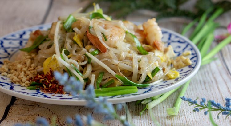 Shrimp Pad Thai, stir-fried noodle